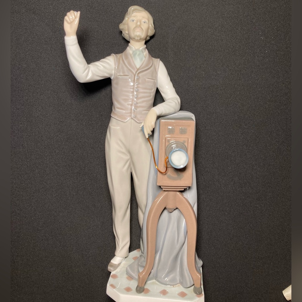 Lladro #5195 "Say Cheese" Photographer Figurine (1985) 13” RARE Broken Finger